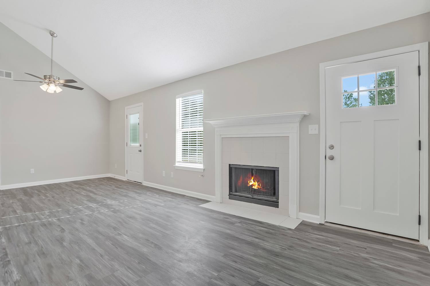 1156 Ruxbury Ct, Douglasville photo 4