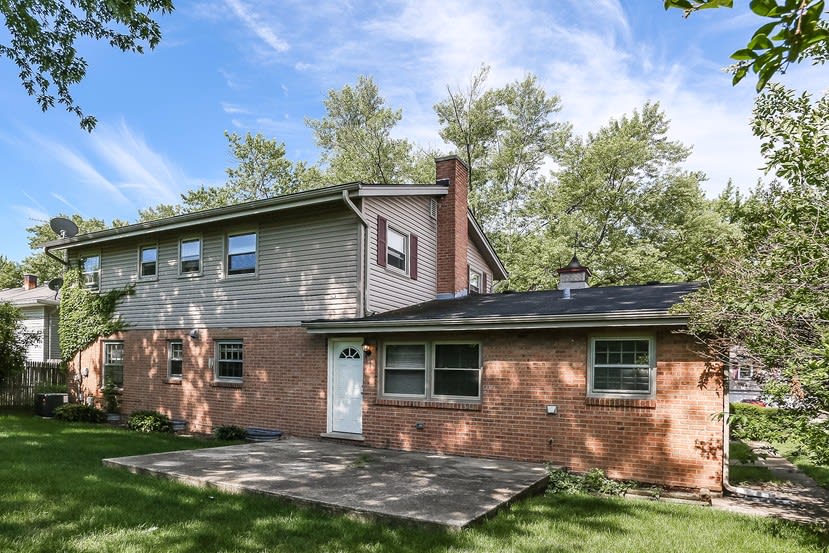 1159 Blackhawk Dr, Elgin photo 25