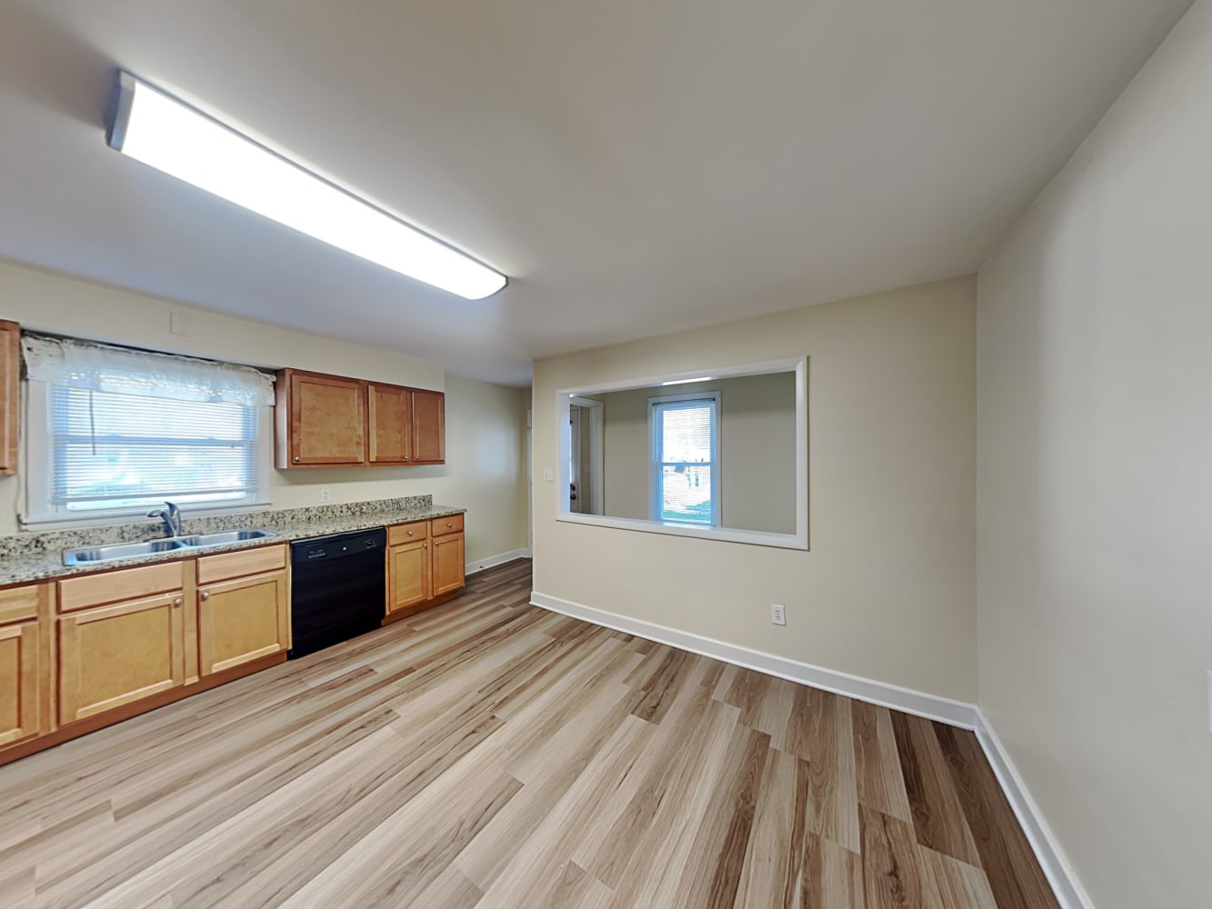 1159 W Marion St, Joliet photo 8