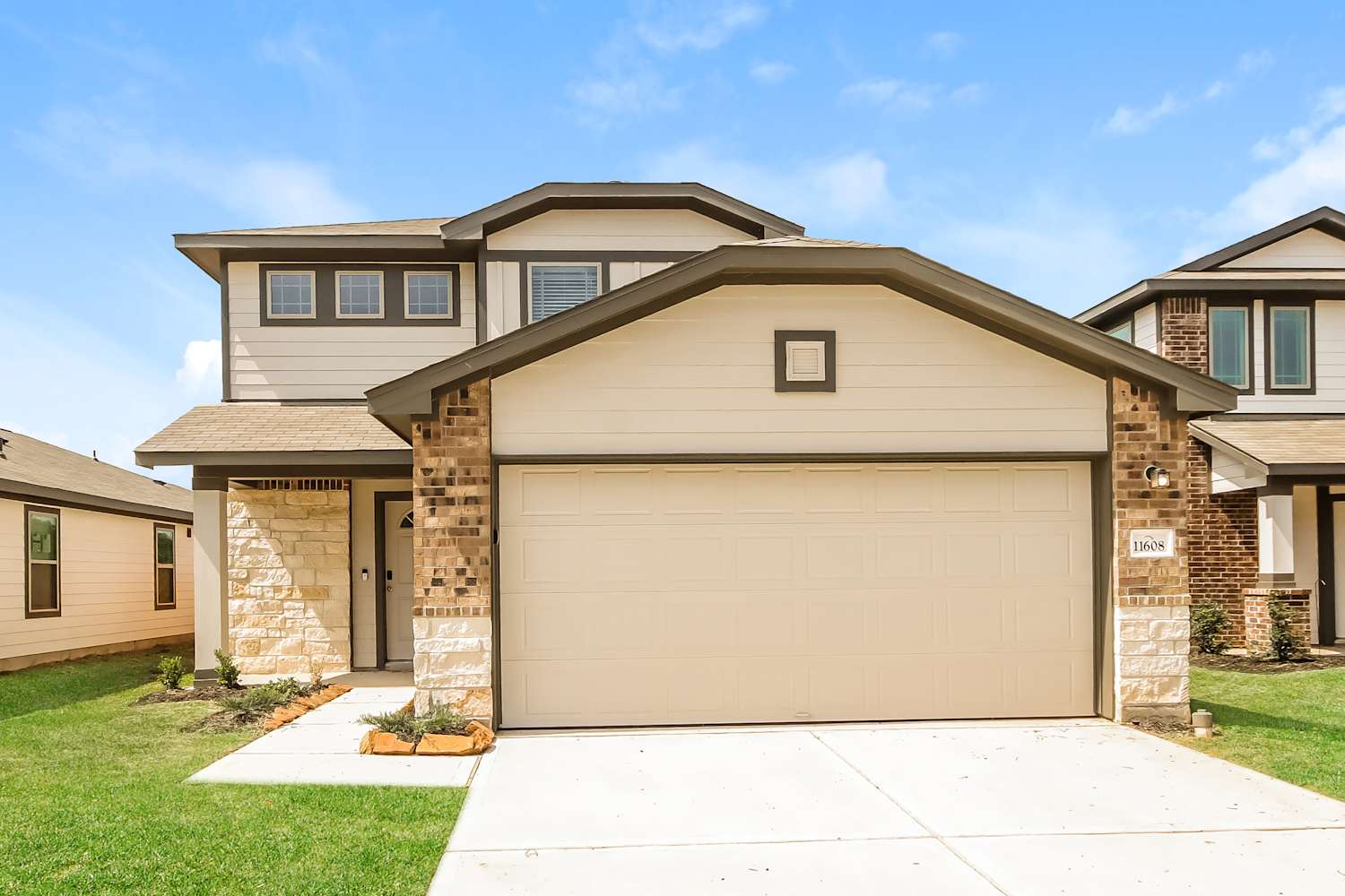 11608 Descent Dr, Conroe photo 1