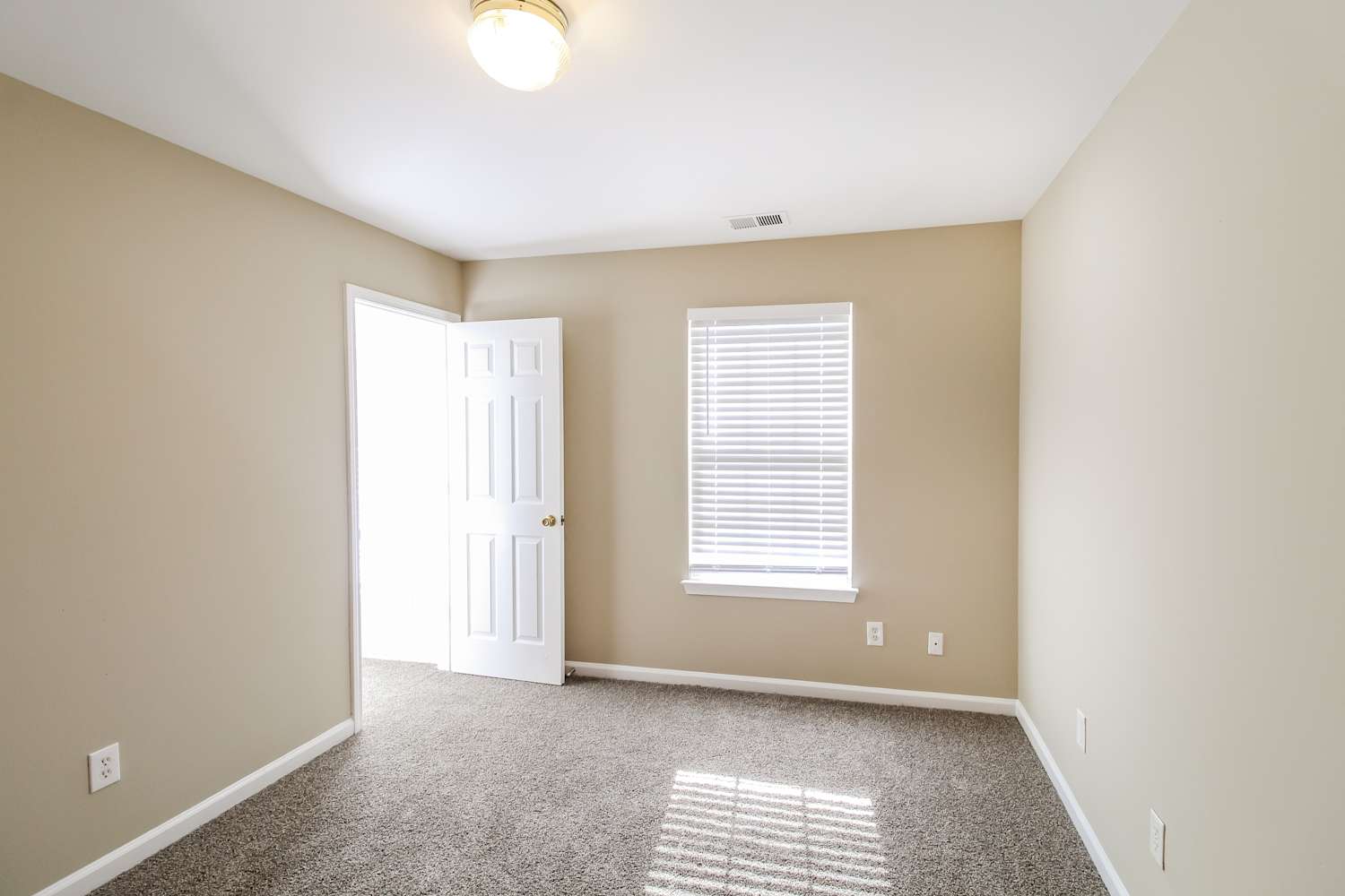 1161 Cascade Hills Dr SW, Atlanta photo 13