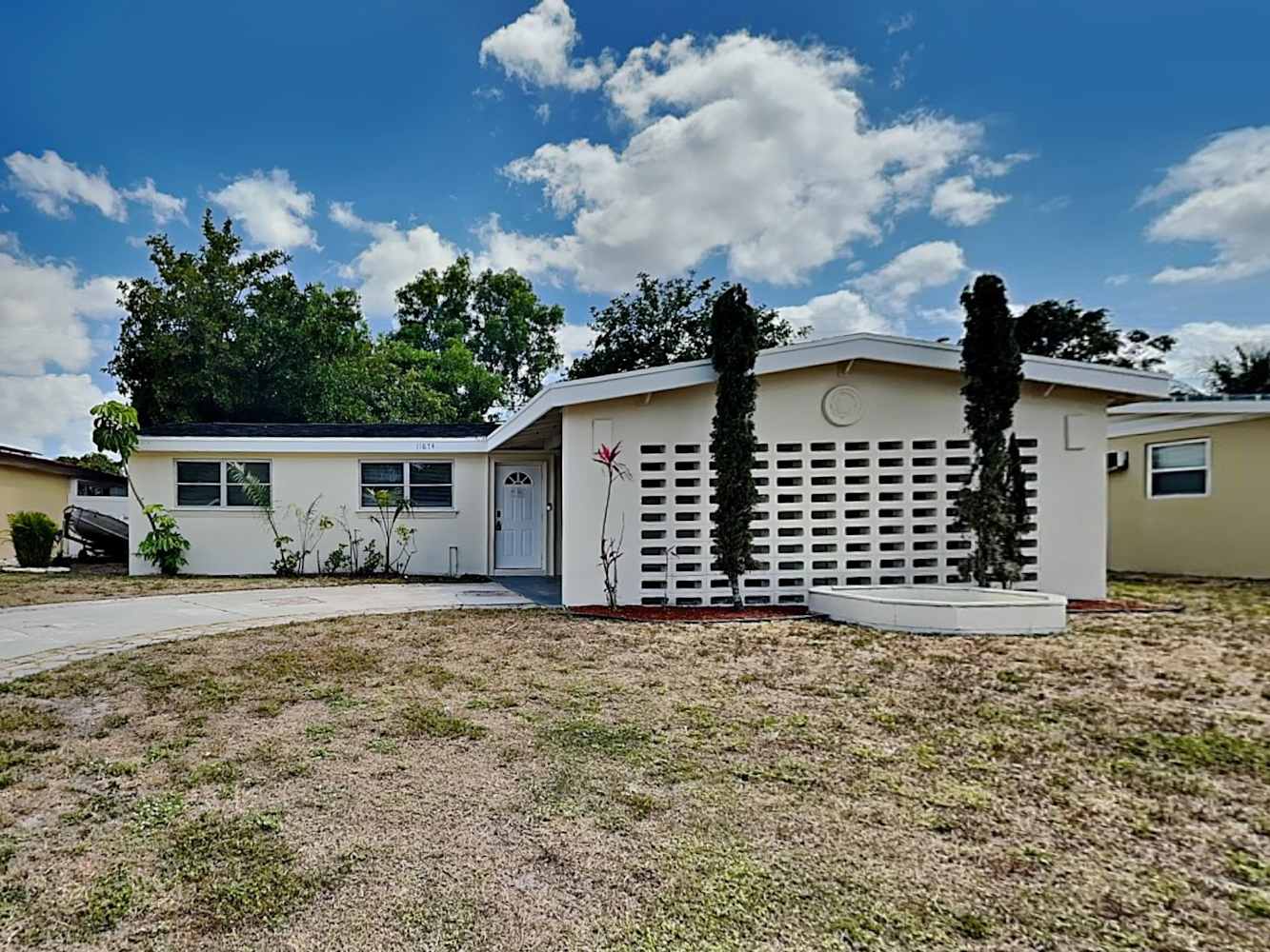 11674 Oleander Dr, Royal Palm Beach photo 1