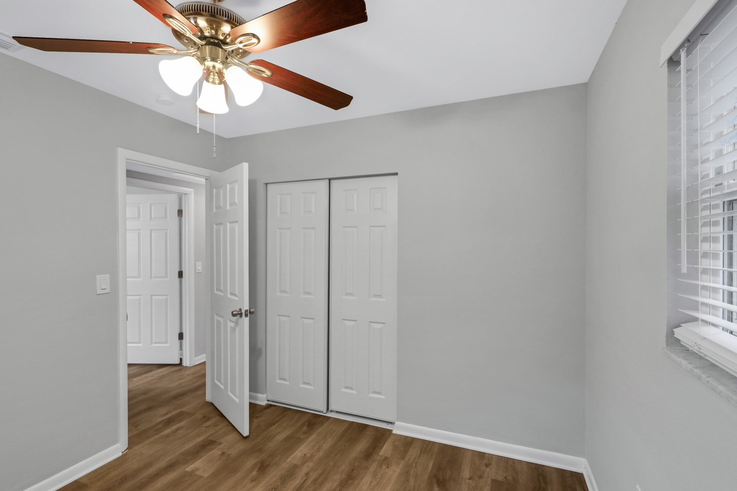 117 Melanie Ln, Brandon photo 14