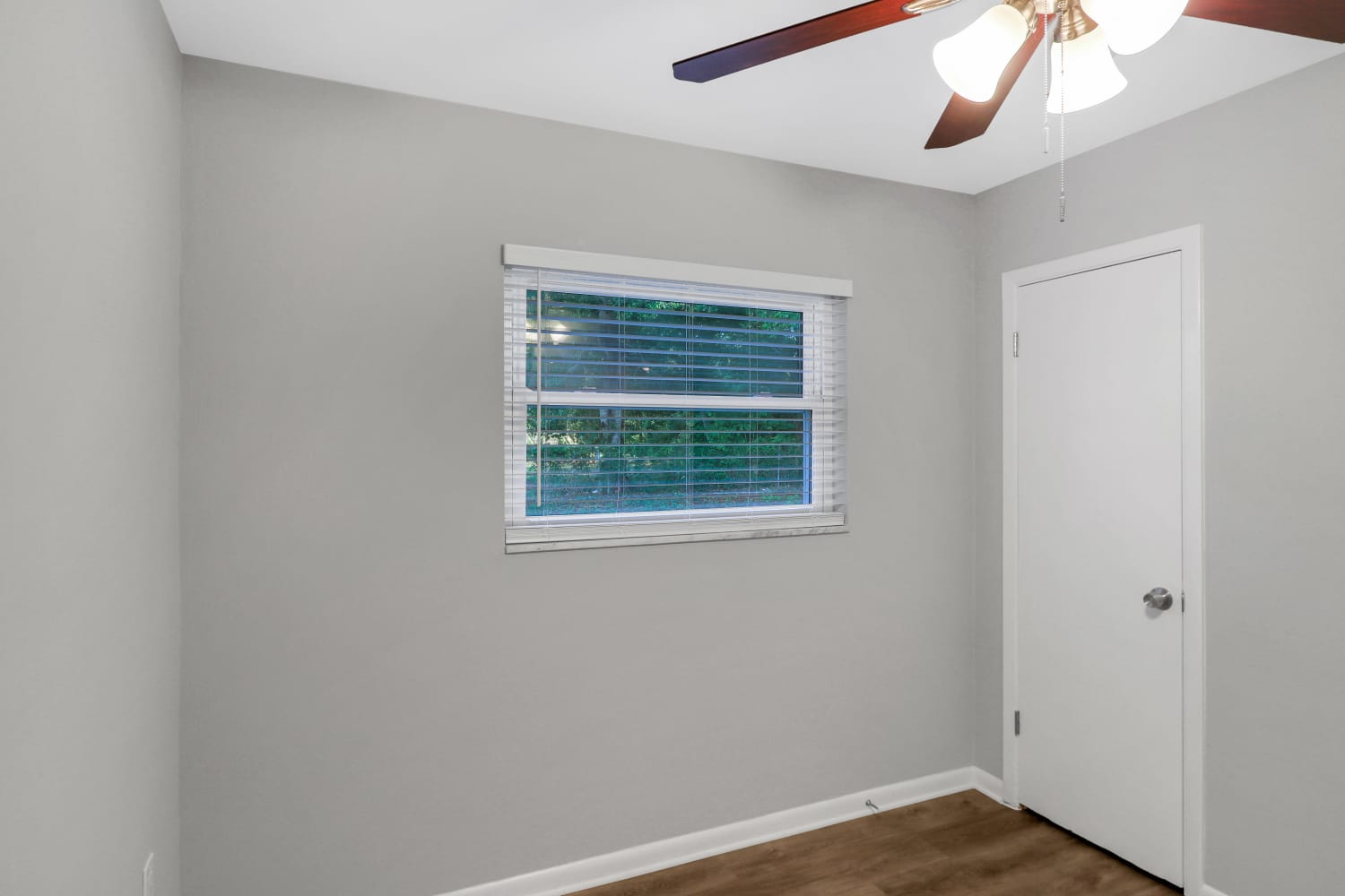 117 Melanie Ln, Brandon photo 15