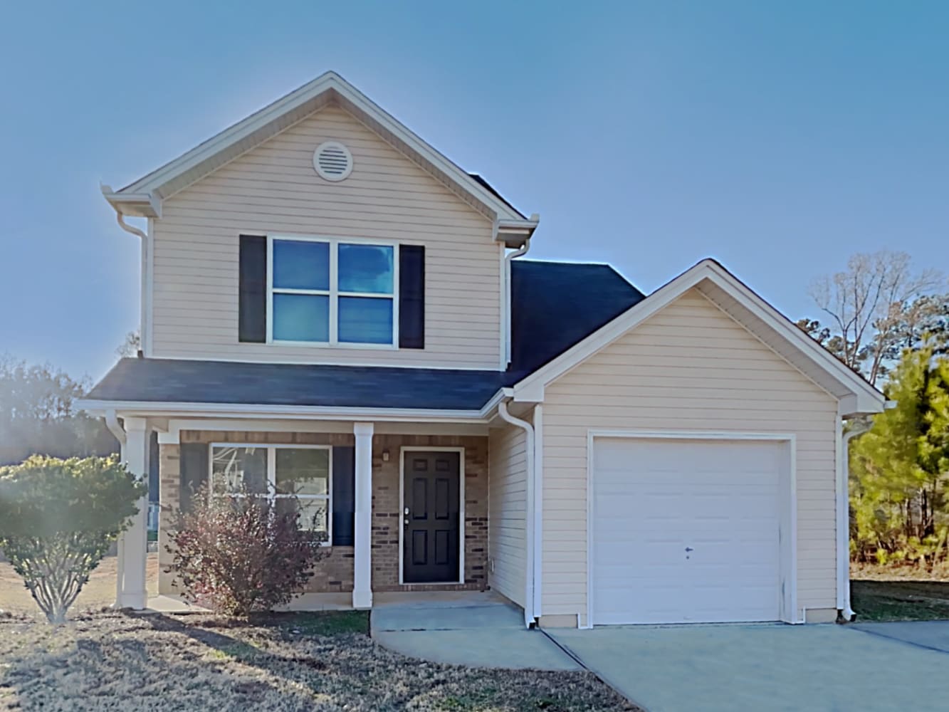 Front of 117 Rockefeller Ln, Dallas, GA