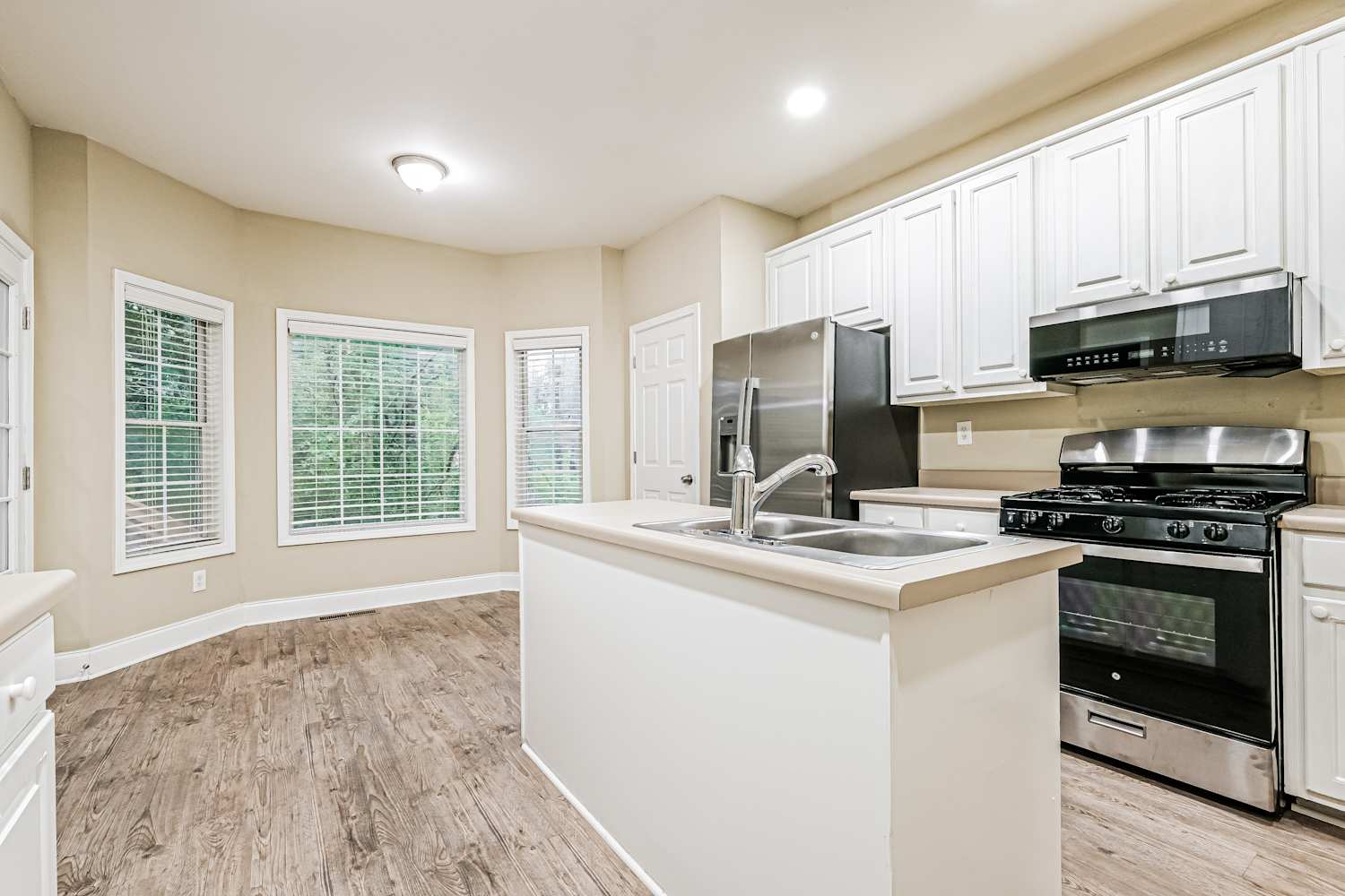 1170 Fountain Glen Dr, Lawrenceville photo 9