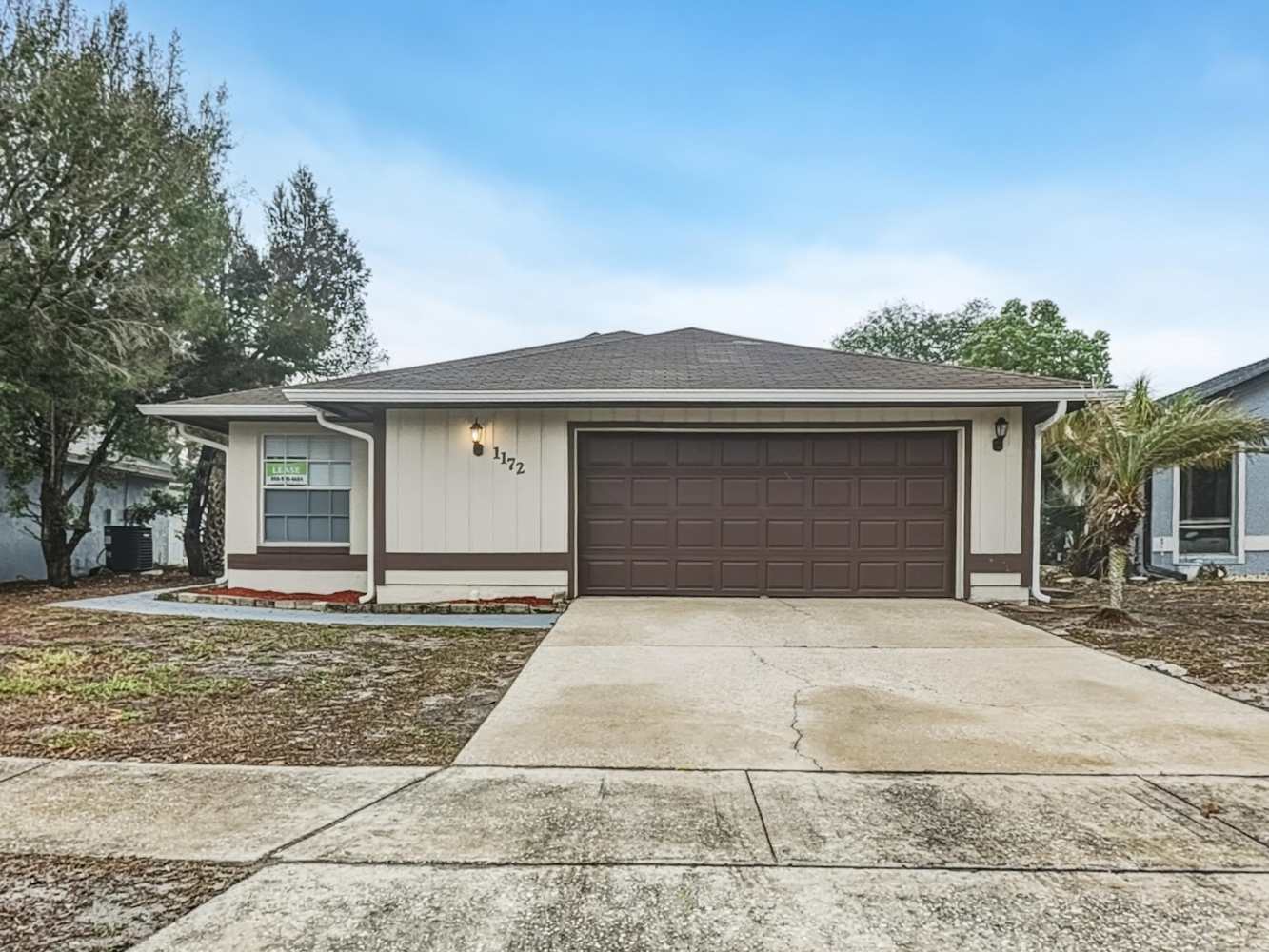 Front of 1172 La Mesa Ave, Winter Springs, FL