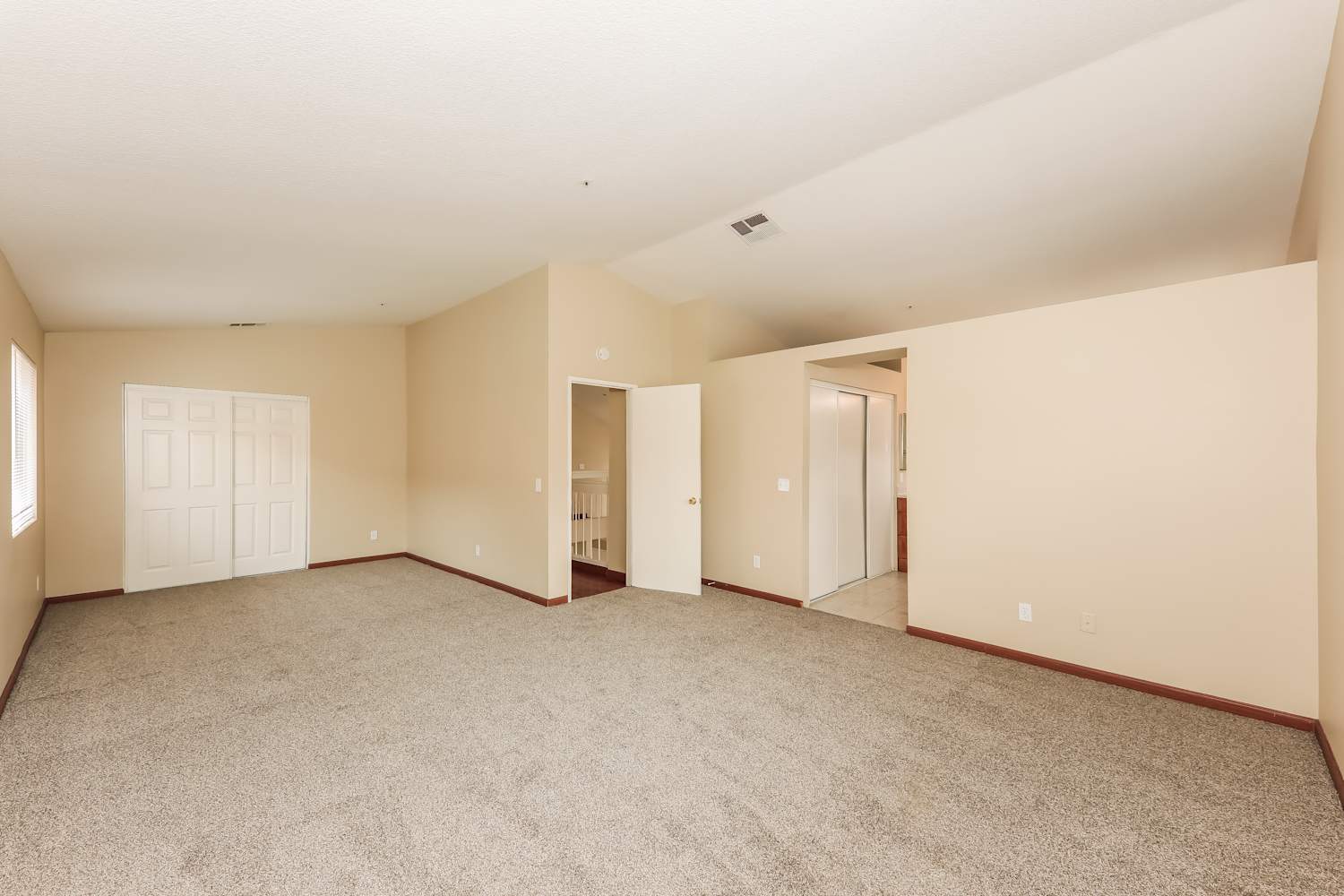 11761 Malagon Dr, Fontana photo 11