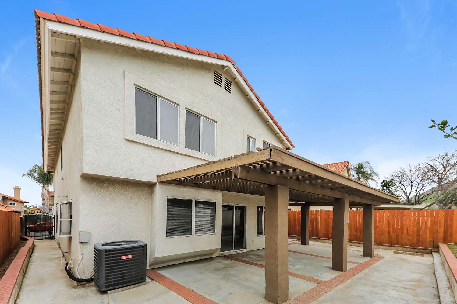 11761 Malagon Dr, Fontana photo 18