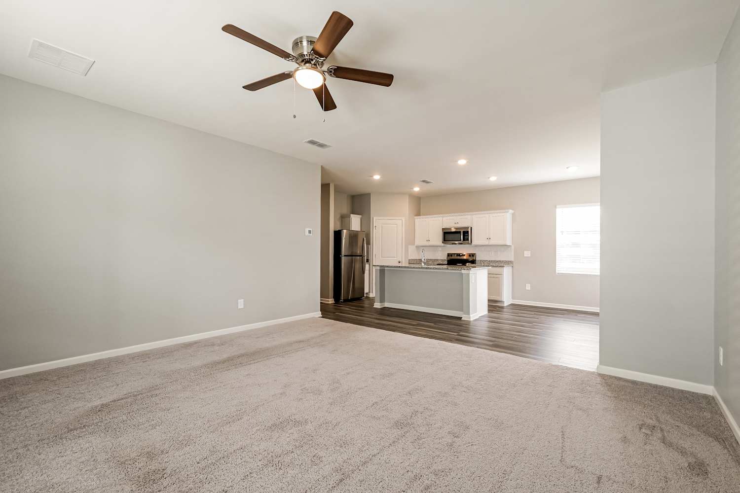 118 Elmarry Ln, Bethlehem photo 6