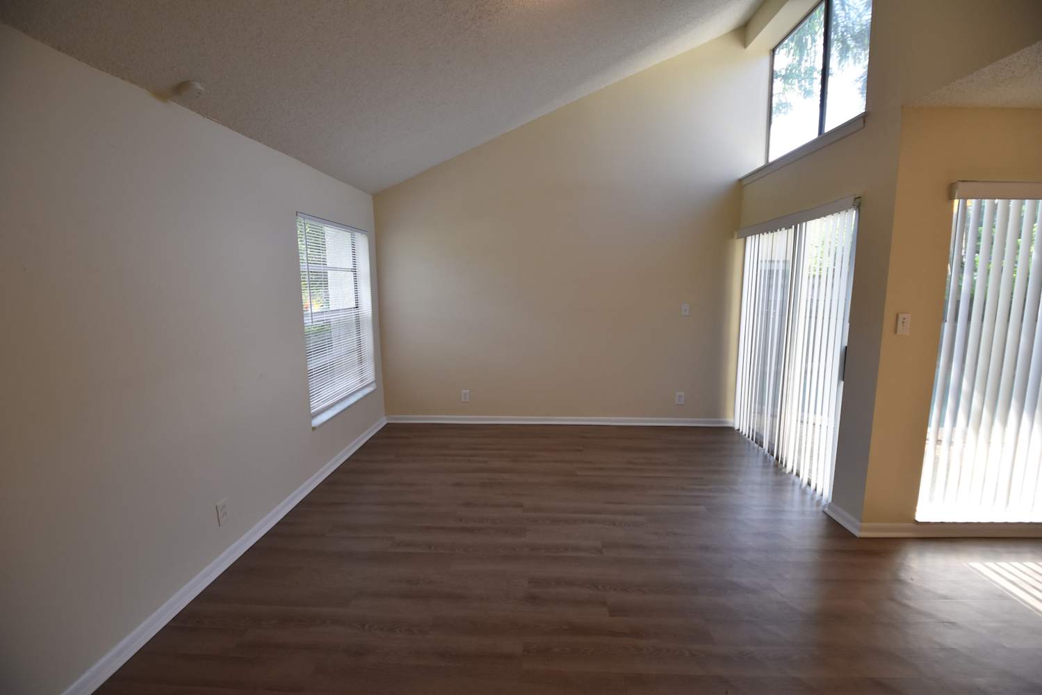 1185 NW 90th Ln, Coral Springs photo 9