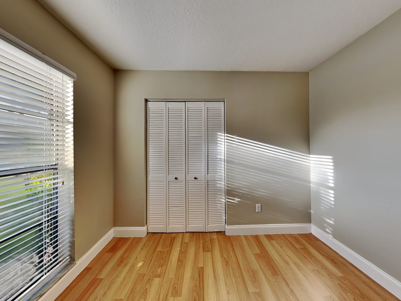11869 Birch St, Palm Beach Gardens photo 12