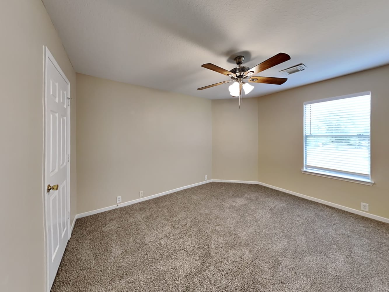11911 Sonora Springs Dr, Tomball photo 12