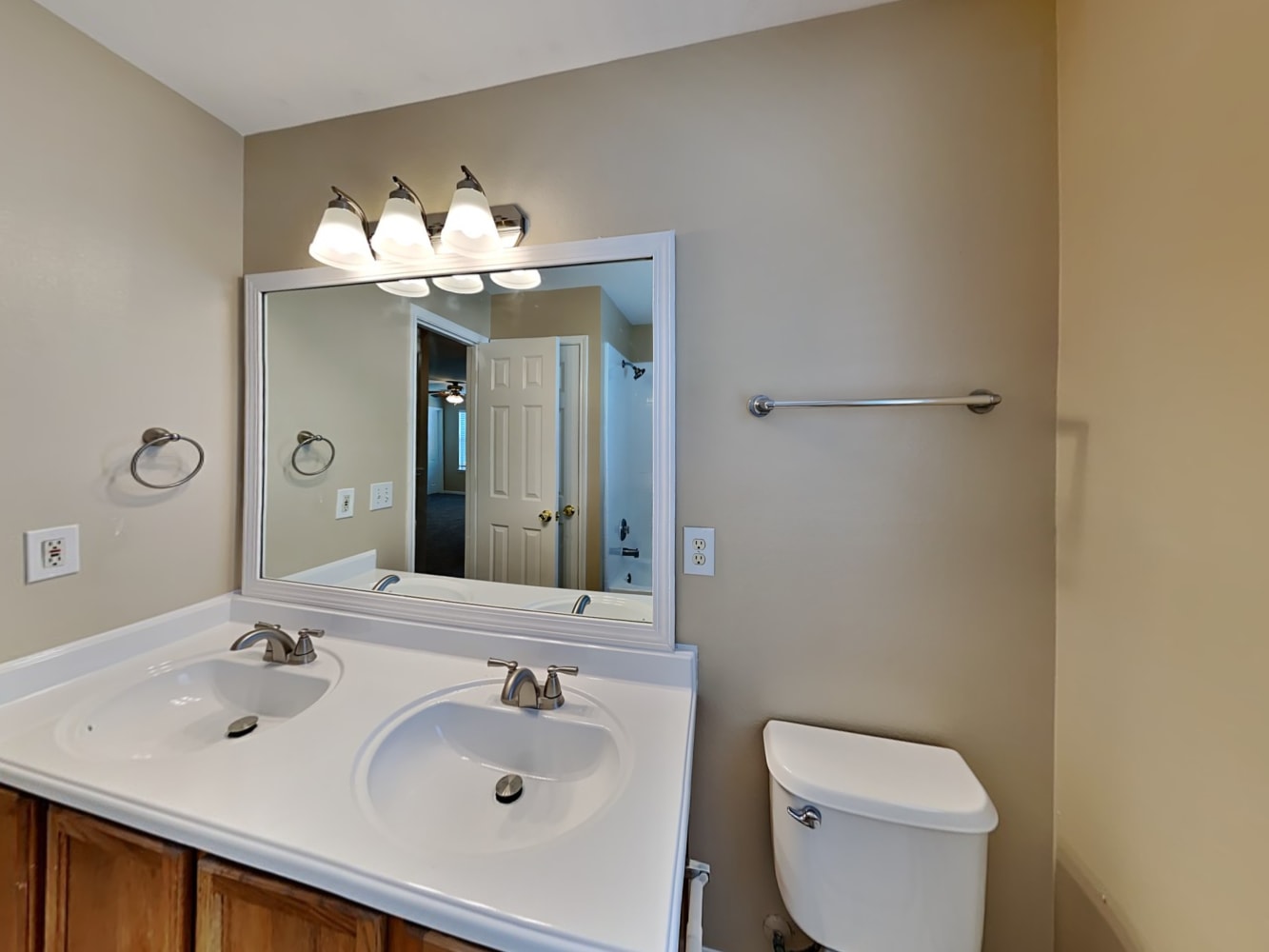 11911 Sonora Springs Dr, Tomball photo 16