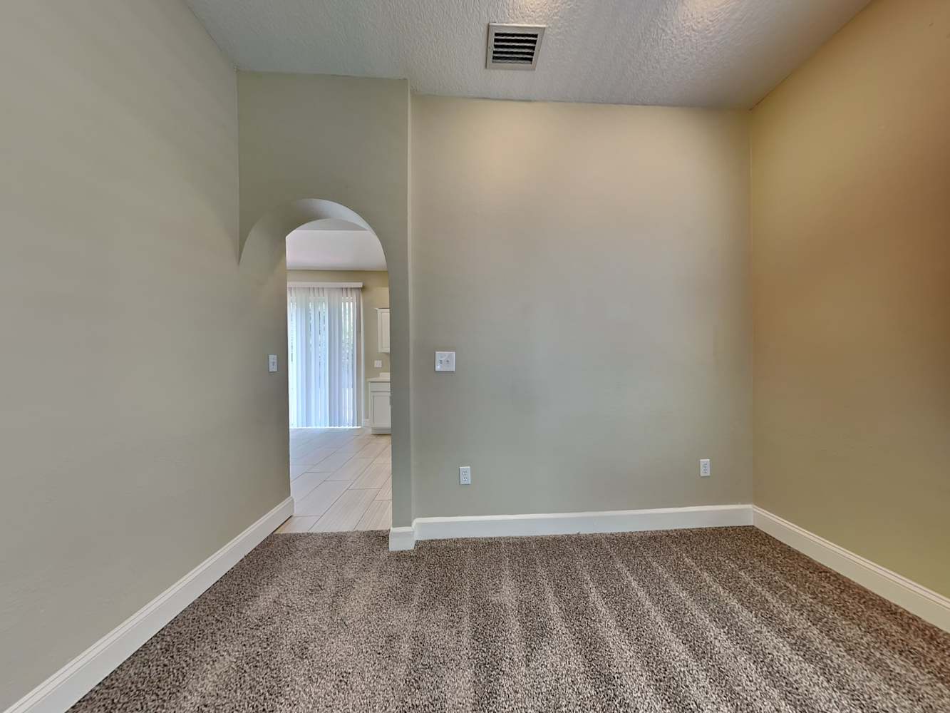 11926 Lark Song Loop, Riverview photo 6