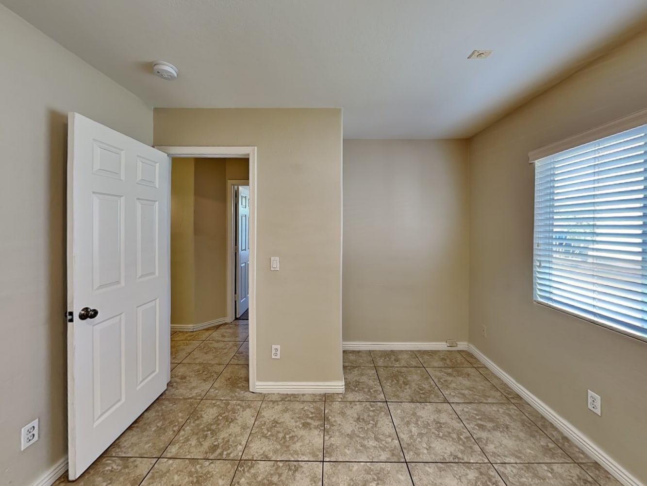 11989 W Almeria Rd, Avondale photo 16