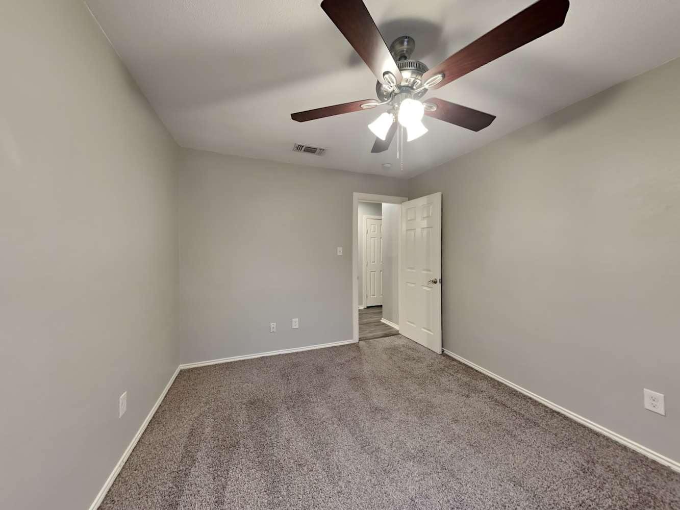 1200 Cardinal Oaks Dr, Mansfield photo 12