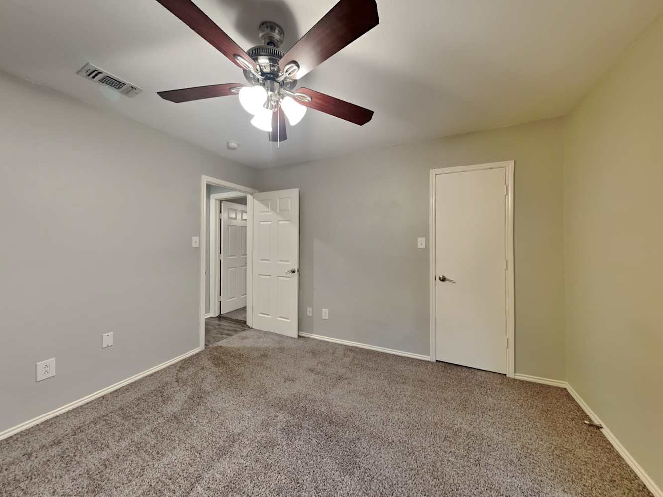 1200 Cardinal Oaks Dr, Mansfield photo 9