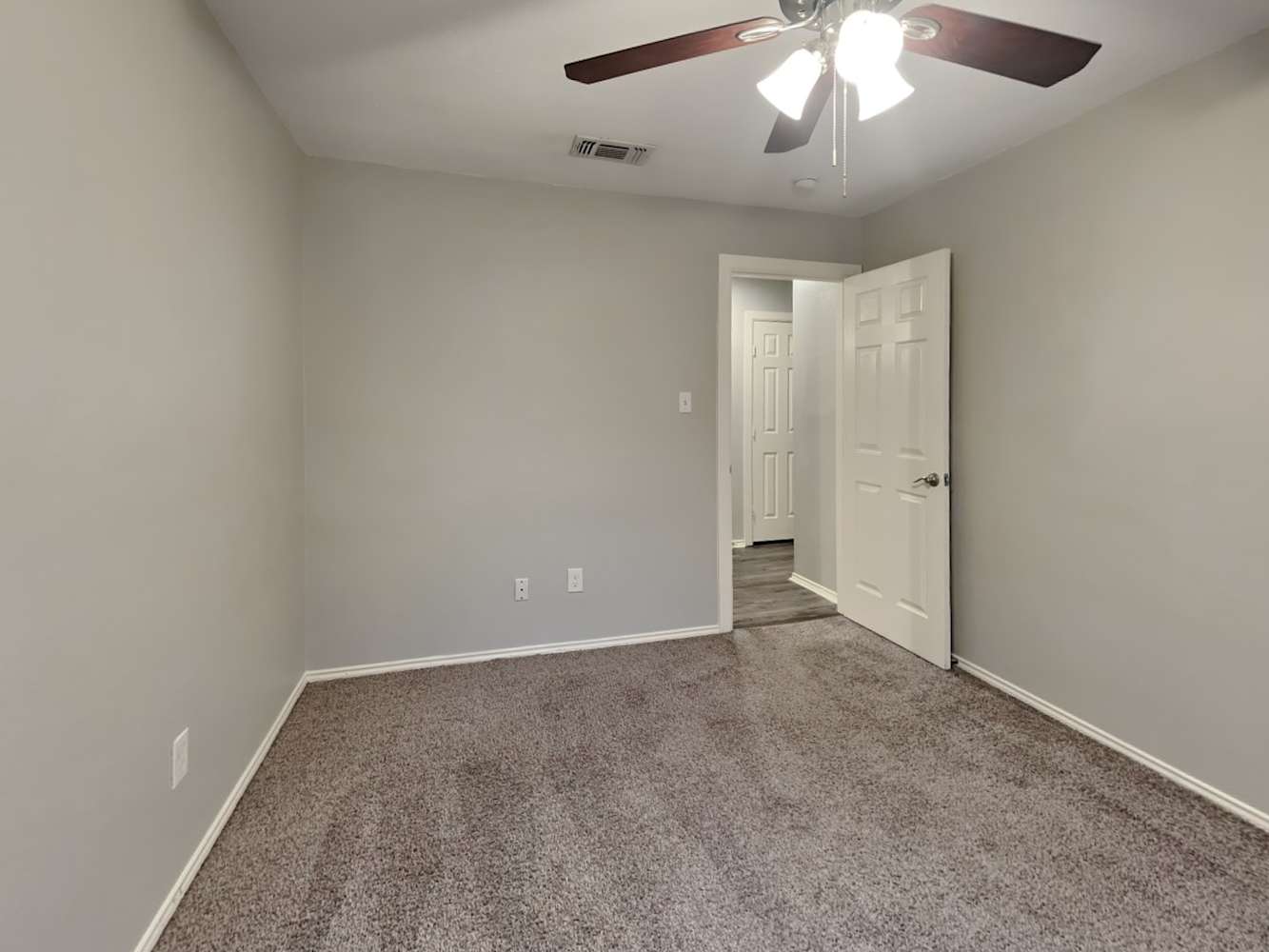 1200 Cardinal Oaks Dr, Mansfield photo 15