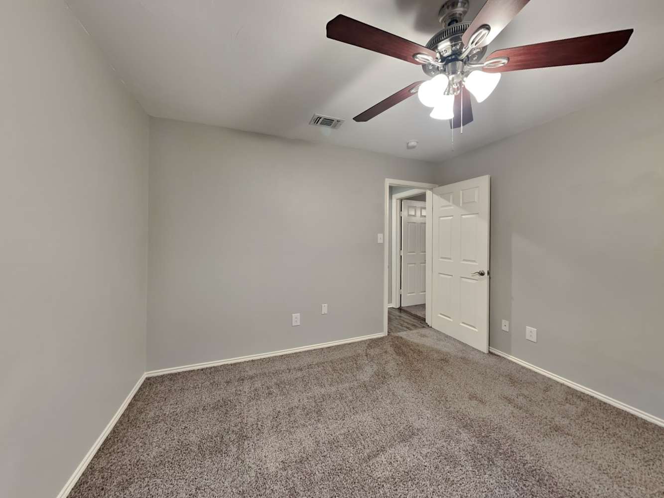 1200 Cardinal Oaks Dr, Mansfield photo 10