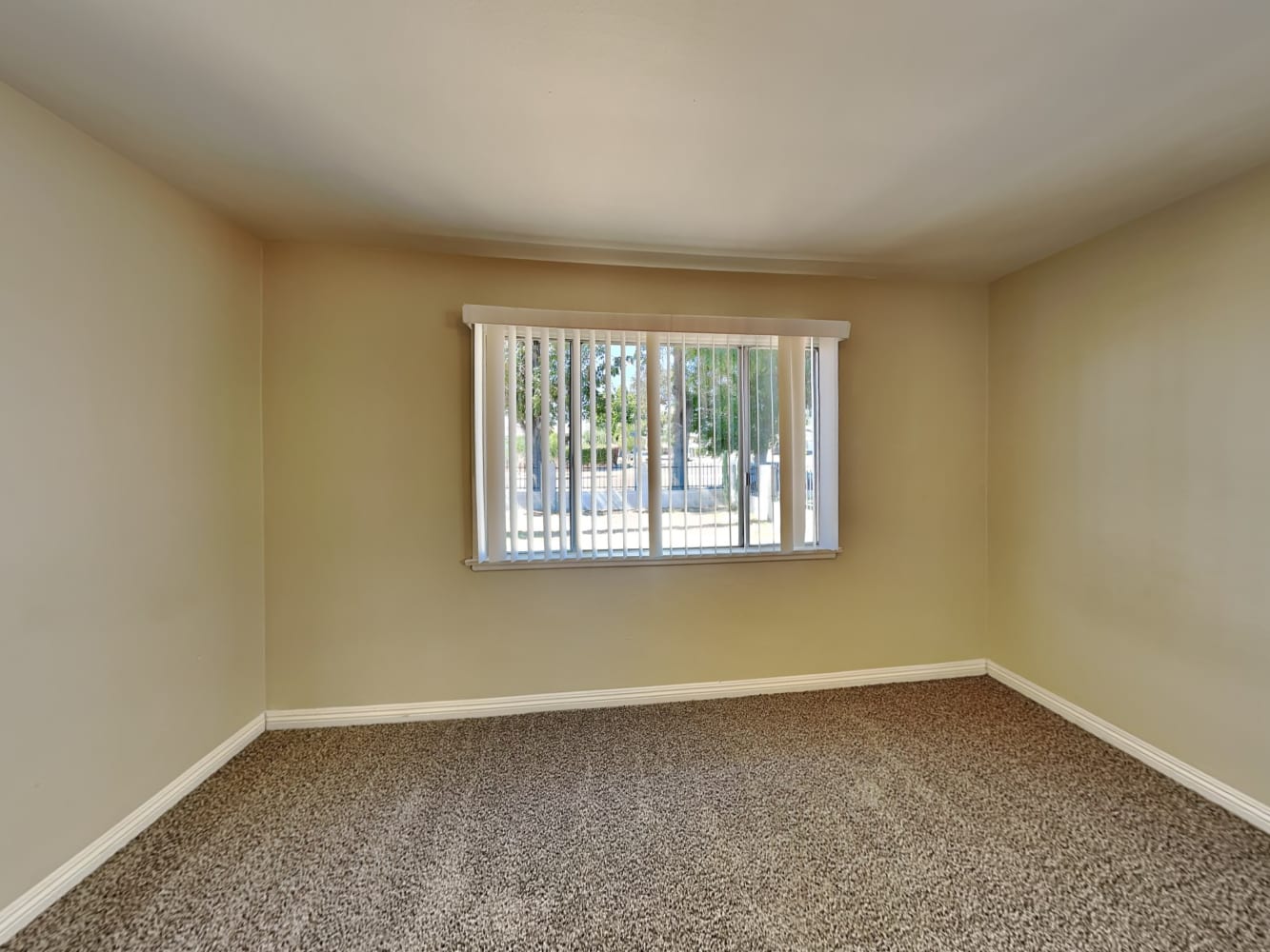 12000 Lorne St, North Hollywood photo 14