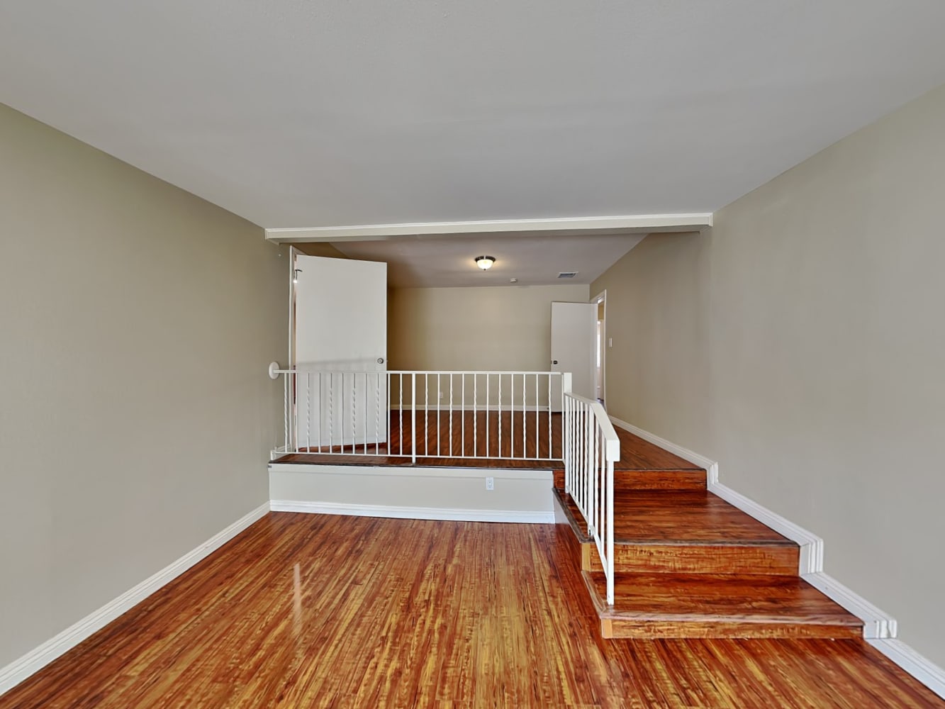 12000 Lorne St, North Hollywood photo 11