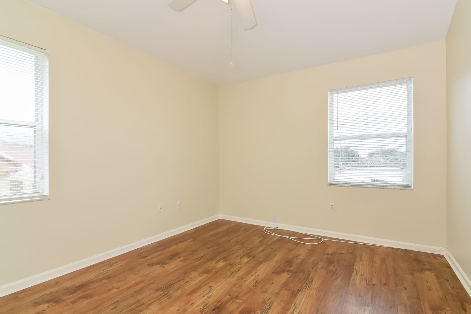 1205 Lausberg Pl, Brandon photo 13