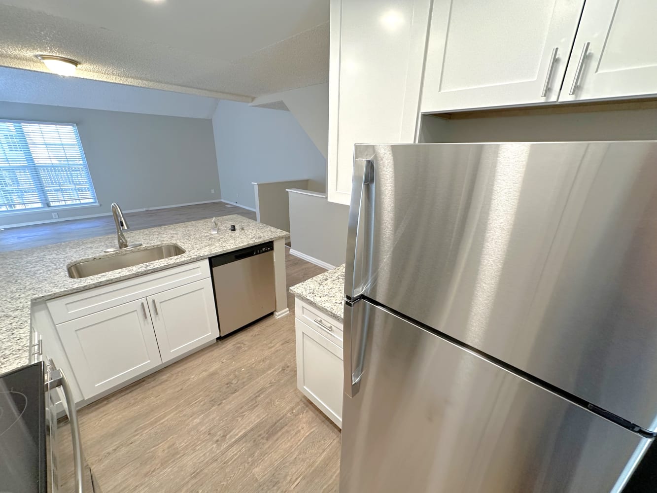 12053 Ivanhoe Cir, Brighton photo 9