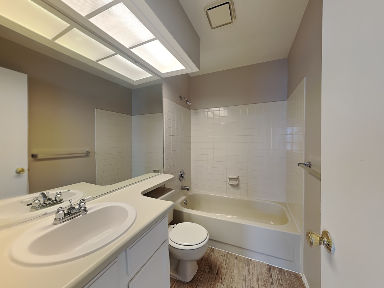 12053 Ivanhoe Cir, Brighton photo 16
