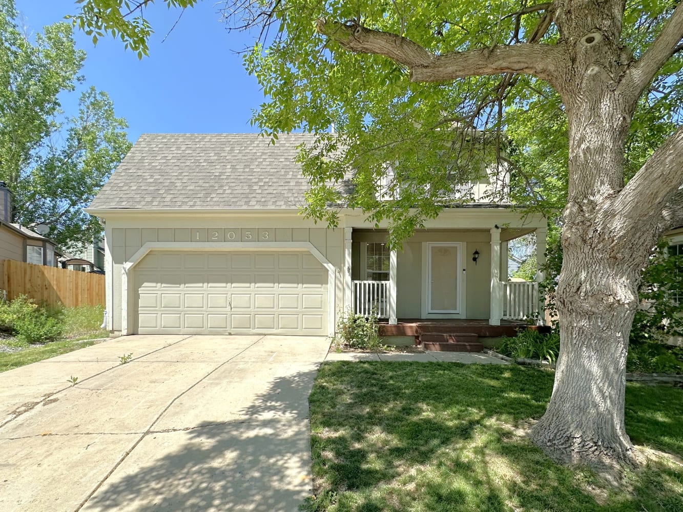 12053 Ivanhoe Cir, Brighton photo 1