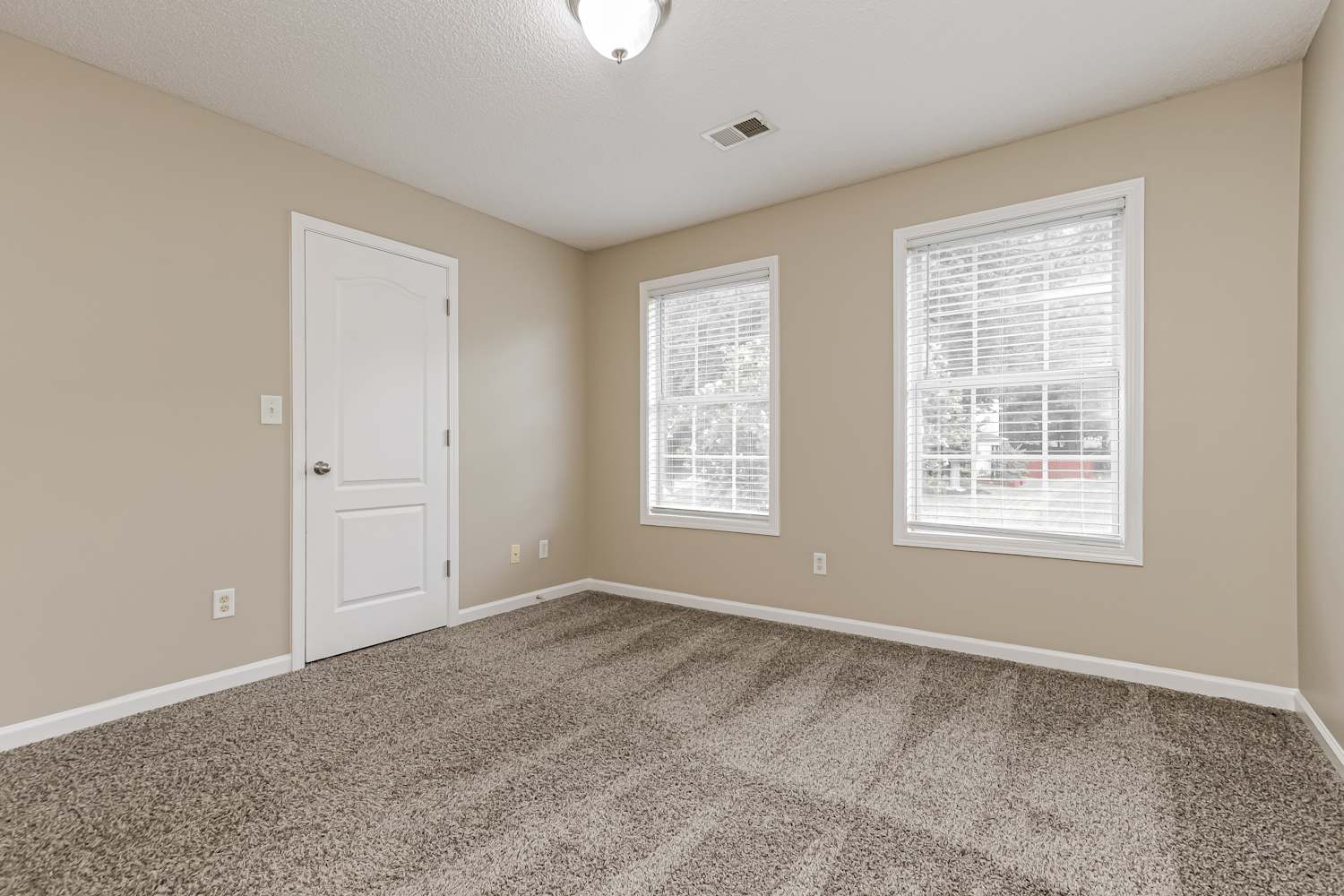 121 Hunters Chase, McDonough photo 15