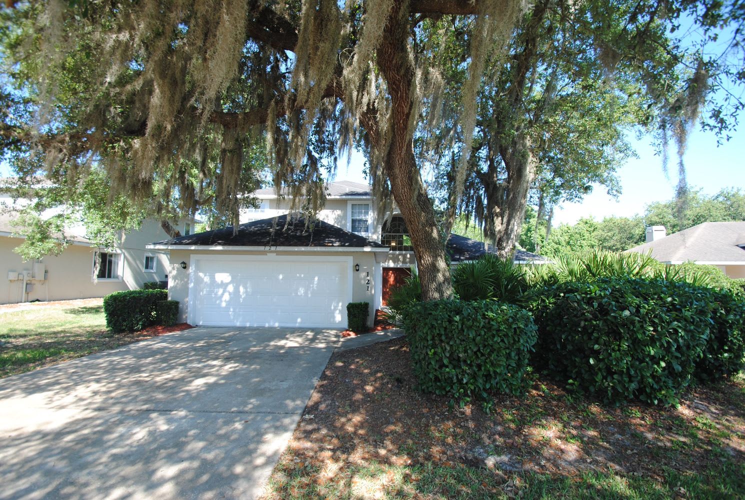 Front of 121 Thousand Oaks Blvd, Davenport, FL