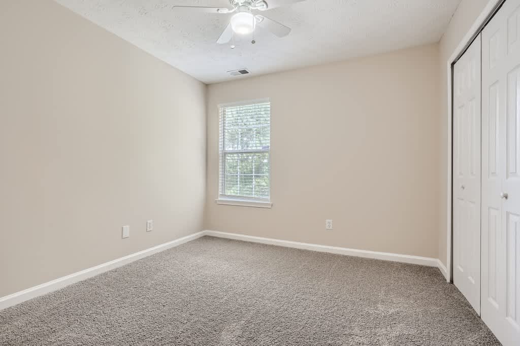 1210 Summerstone Trce, Austell photo 18