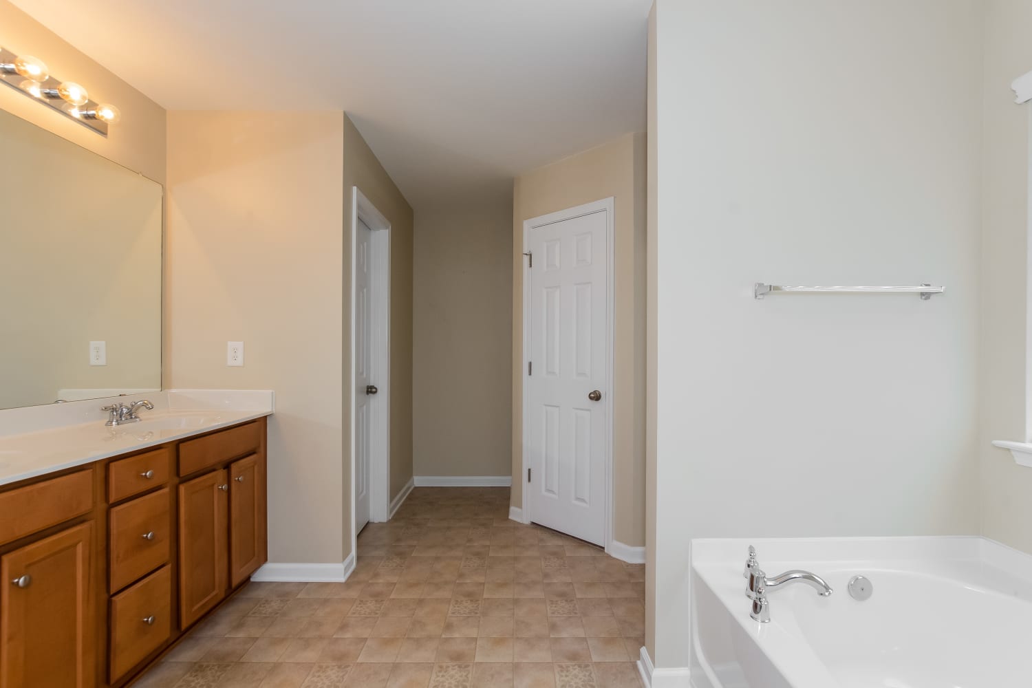 12132 Palomar Dr, Huntersville photo 13