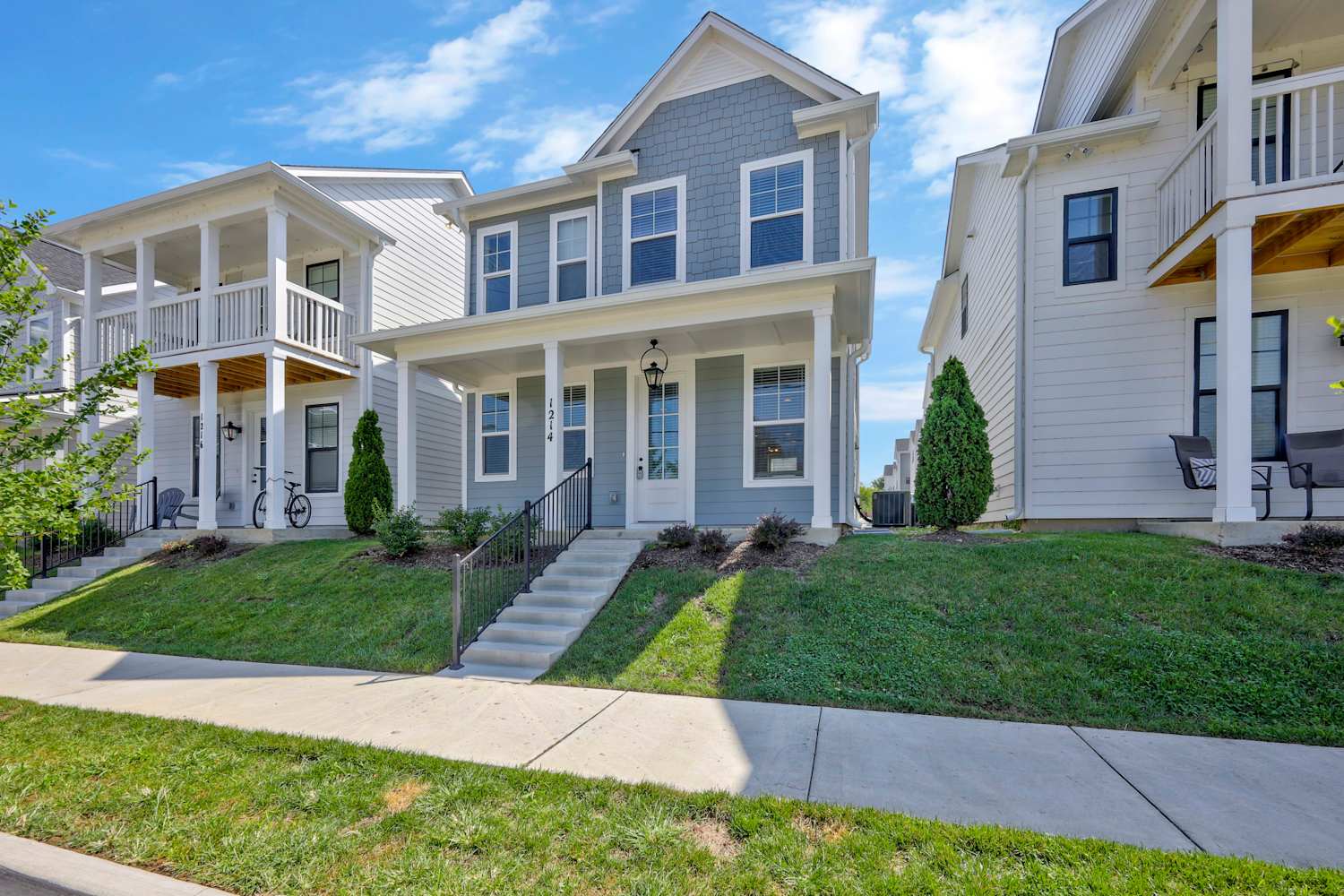 Front of 1214 49Th Ave, Nashville, TN