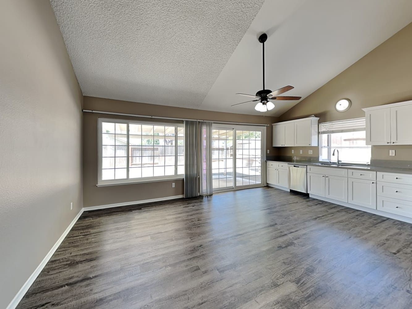 12159 Odessa Dr, Moreno Valley photo 7