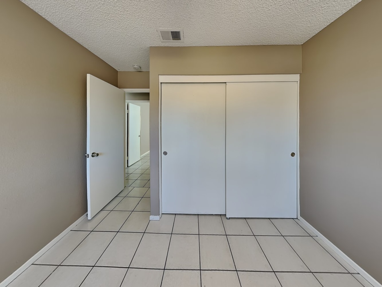 12159 Odessa Dr, Moreno Valley photo 11