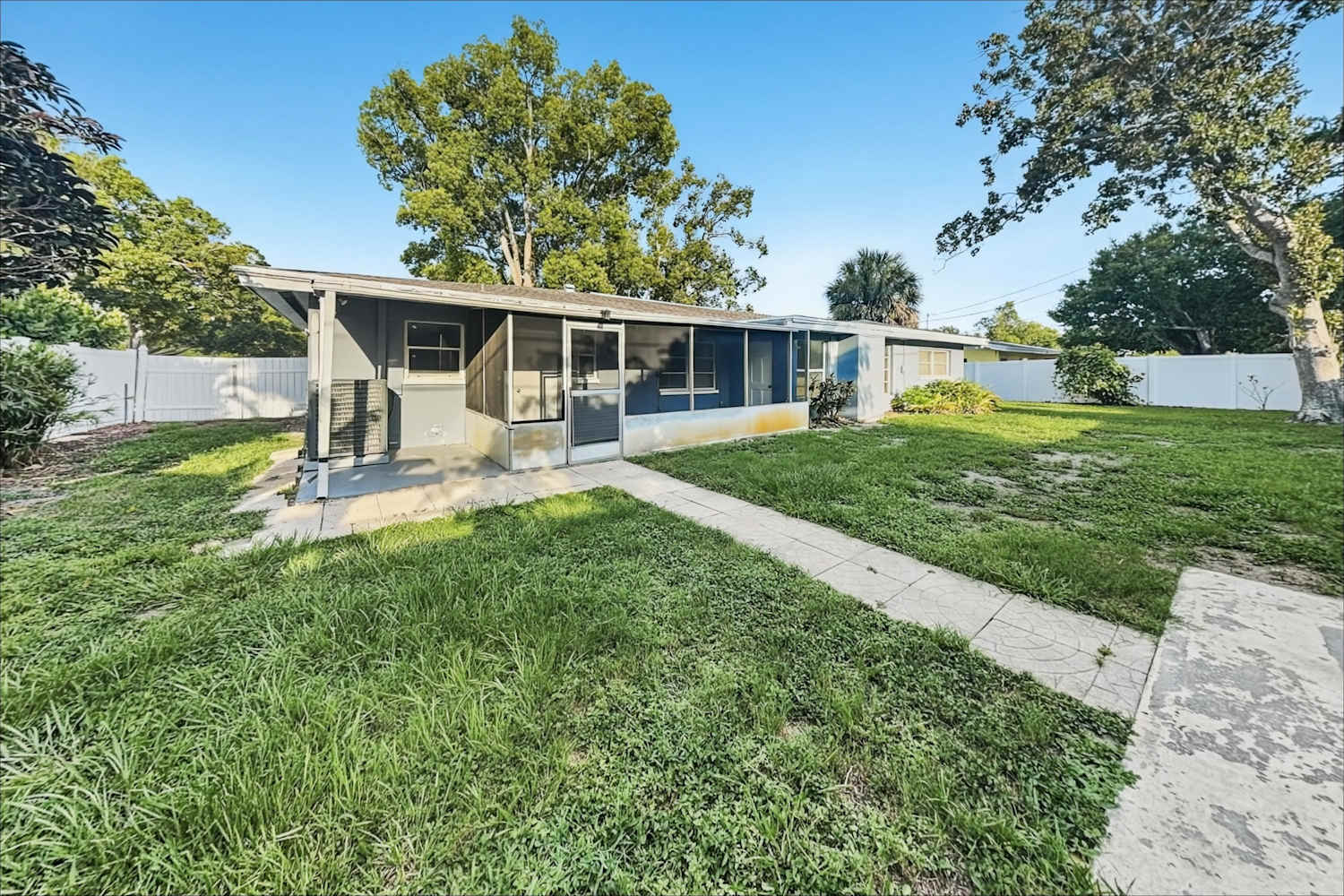 12160 Croft Dr, Largo photo 18