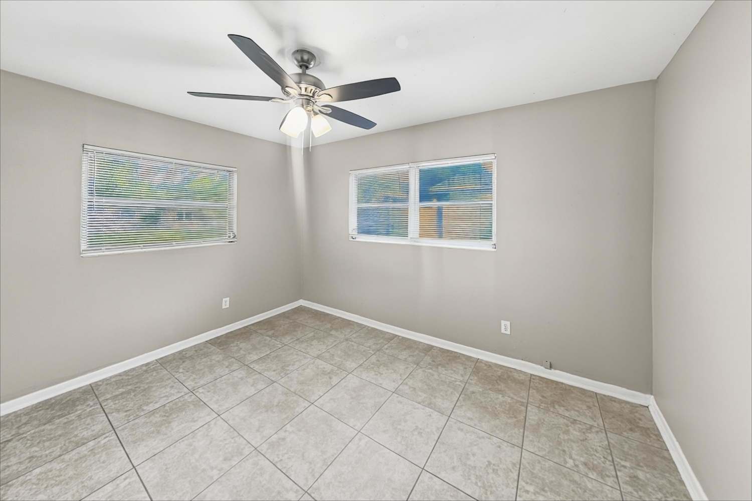 12160 Croft Dr, Largo photo 14