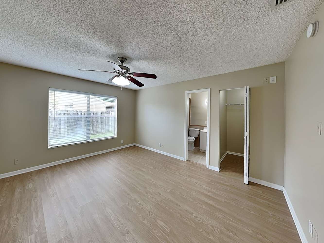 12169 Sycamore Ln, Wellington photo 10