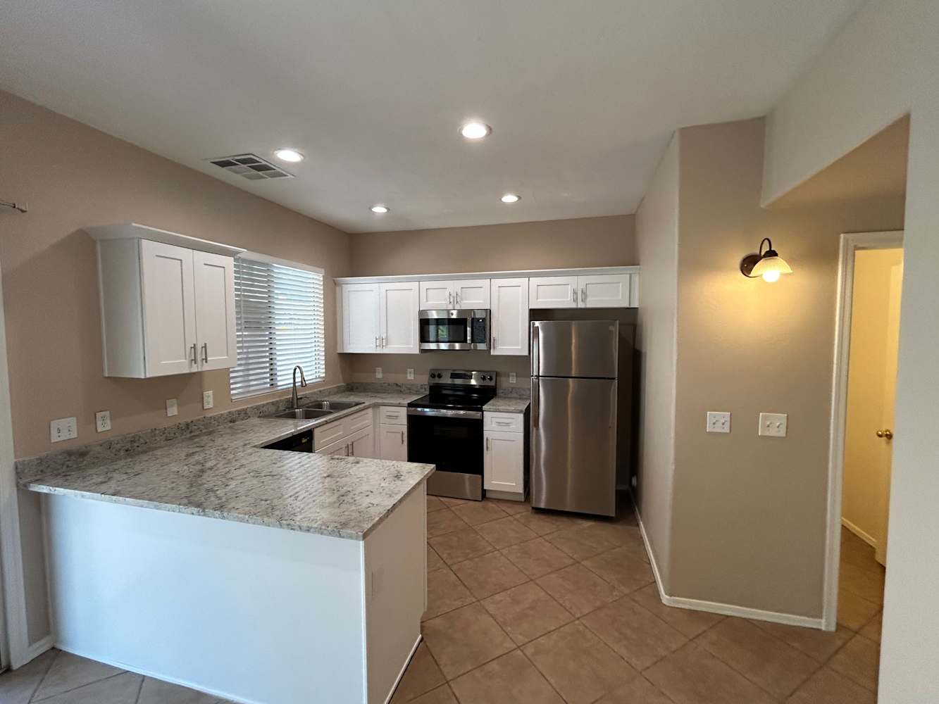 12170 W Yavapai Ln, Avondale photo 8