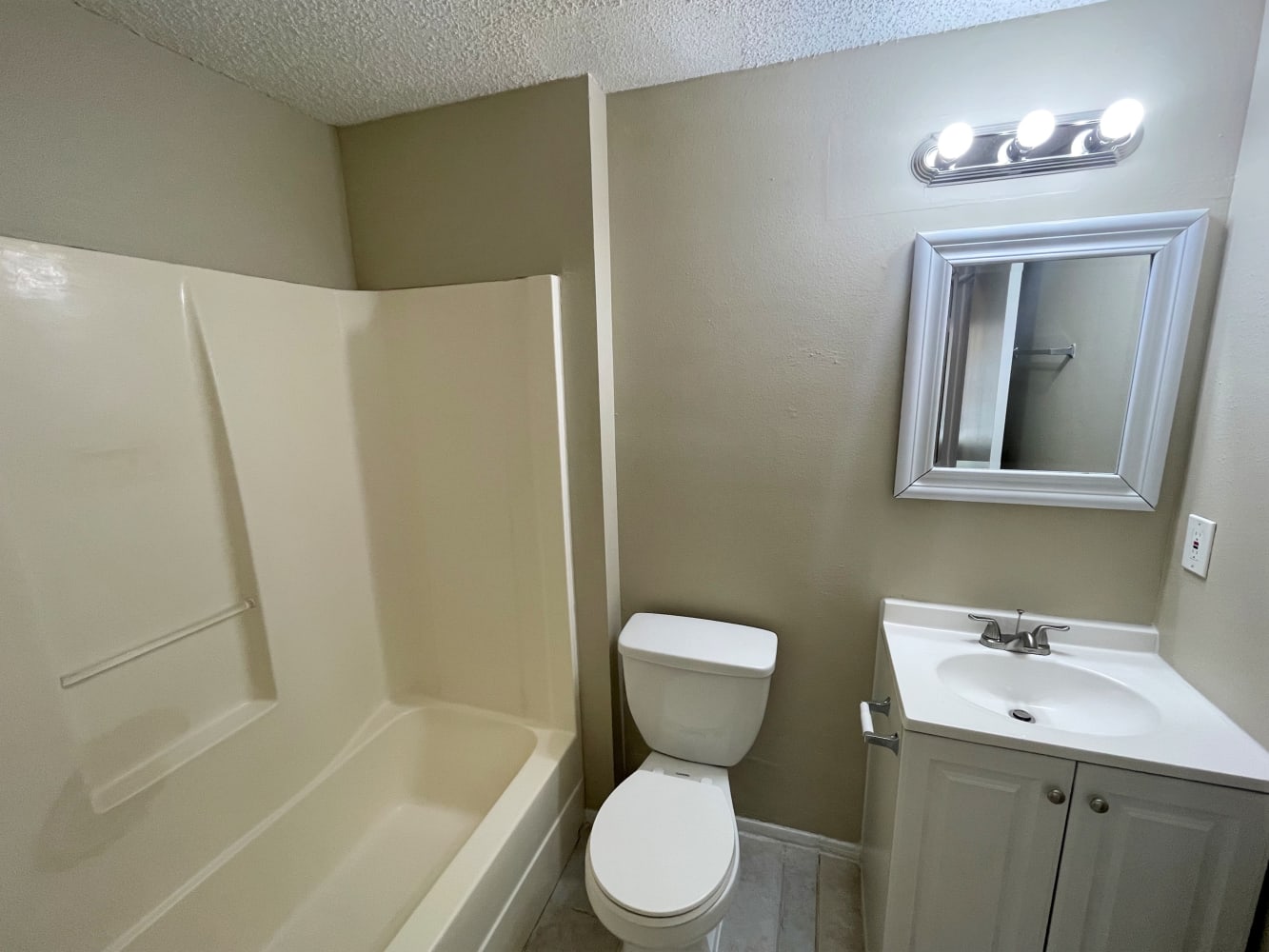 1220 Piney Branch Cir, Valrico photo 16