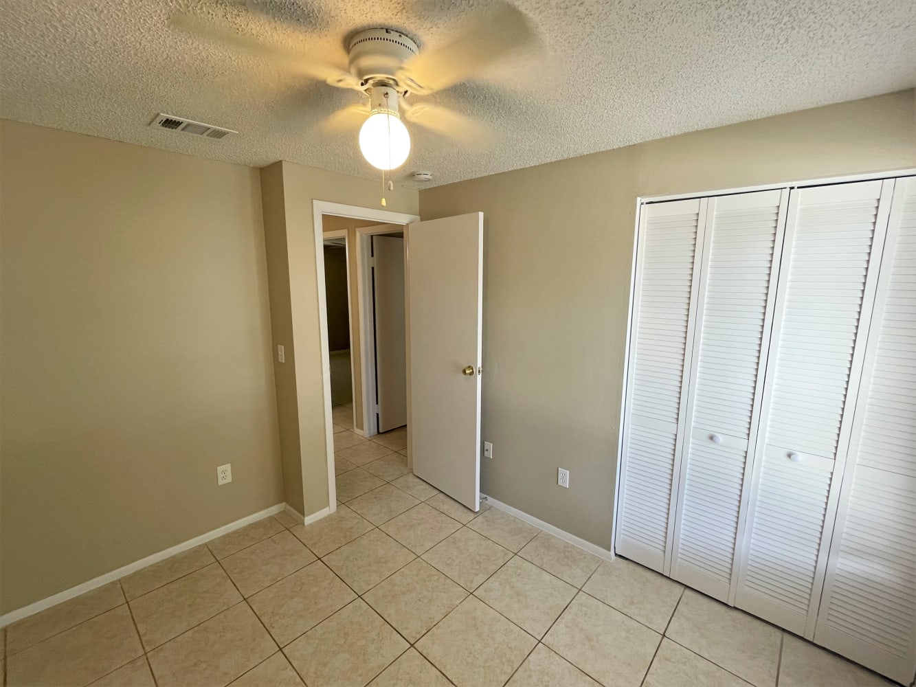 1220 Piney Branch Cir, Valrico photo 13