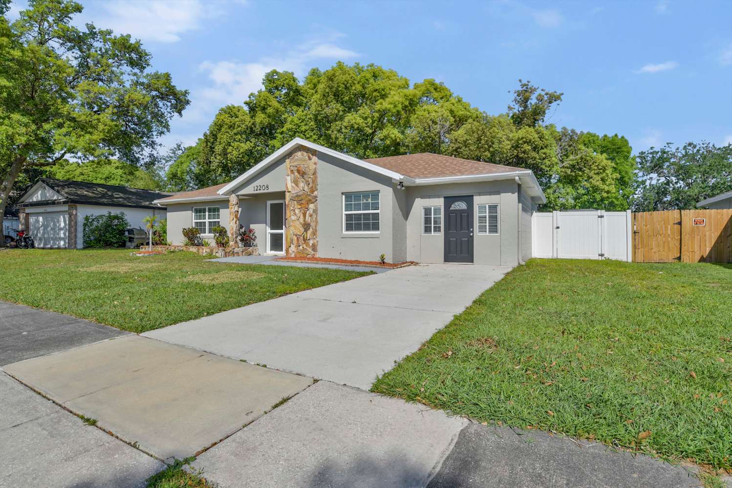 Front of 12208 Florida Woods Ln, Orlando, FL