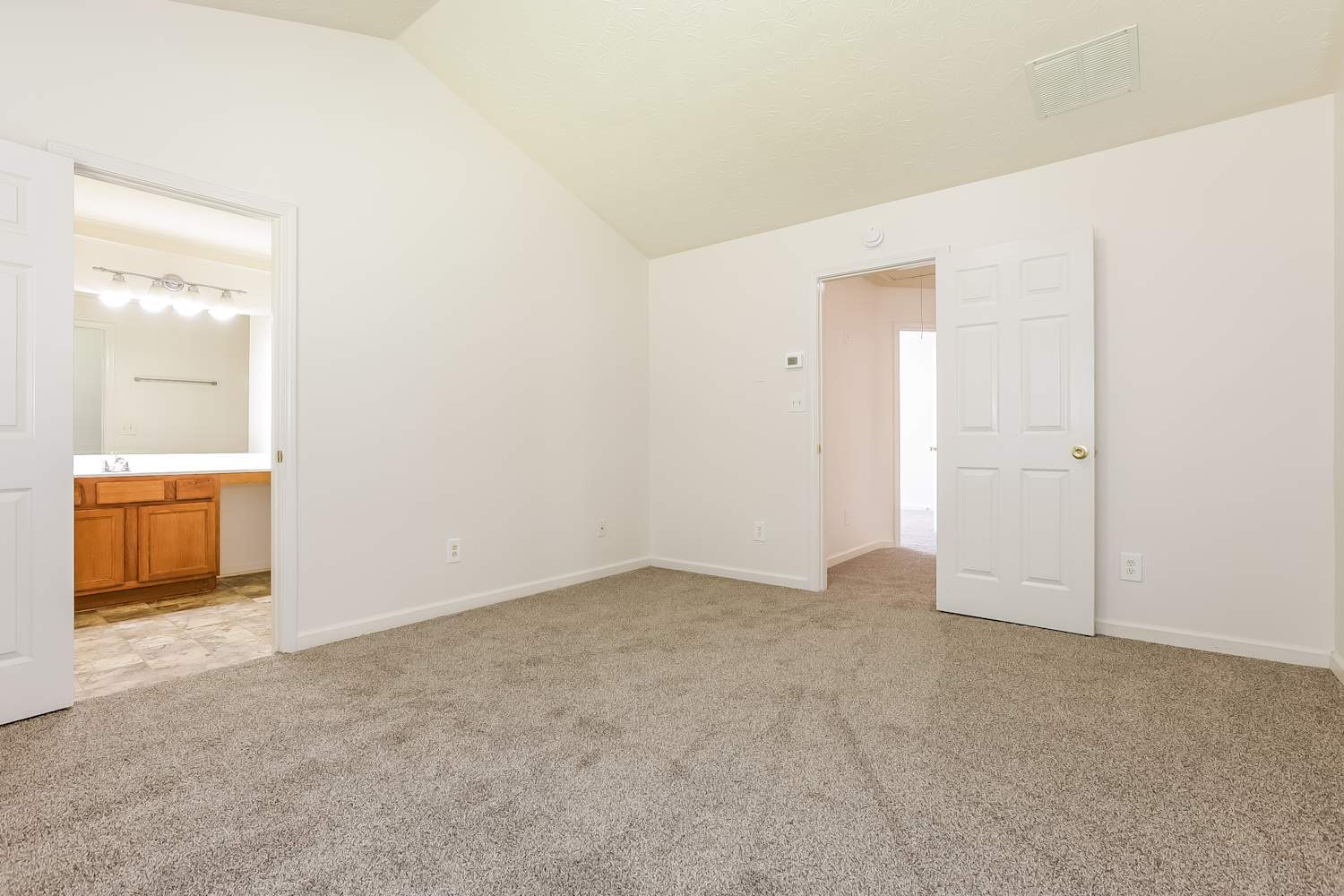 1221 Pine Acre Dr, Sugar Hill photo 9