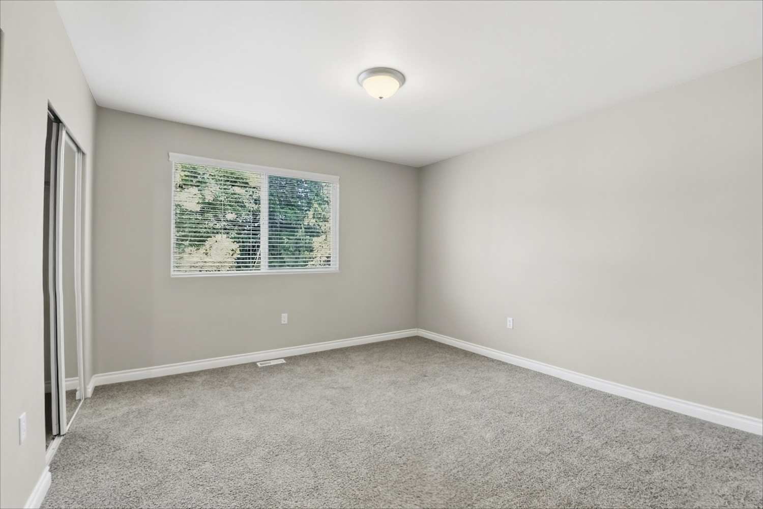 12227 47th Ave S, Tukwila photo 13