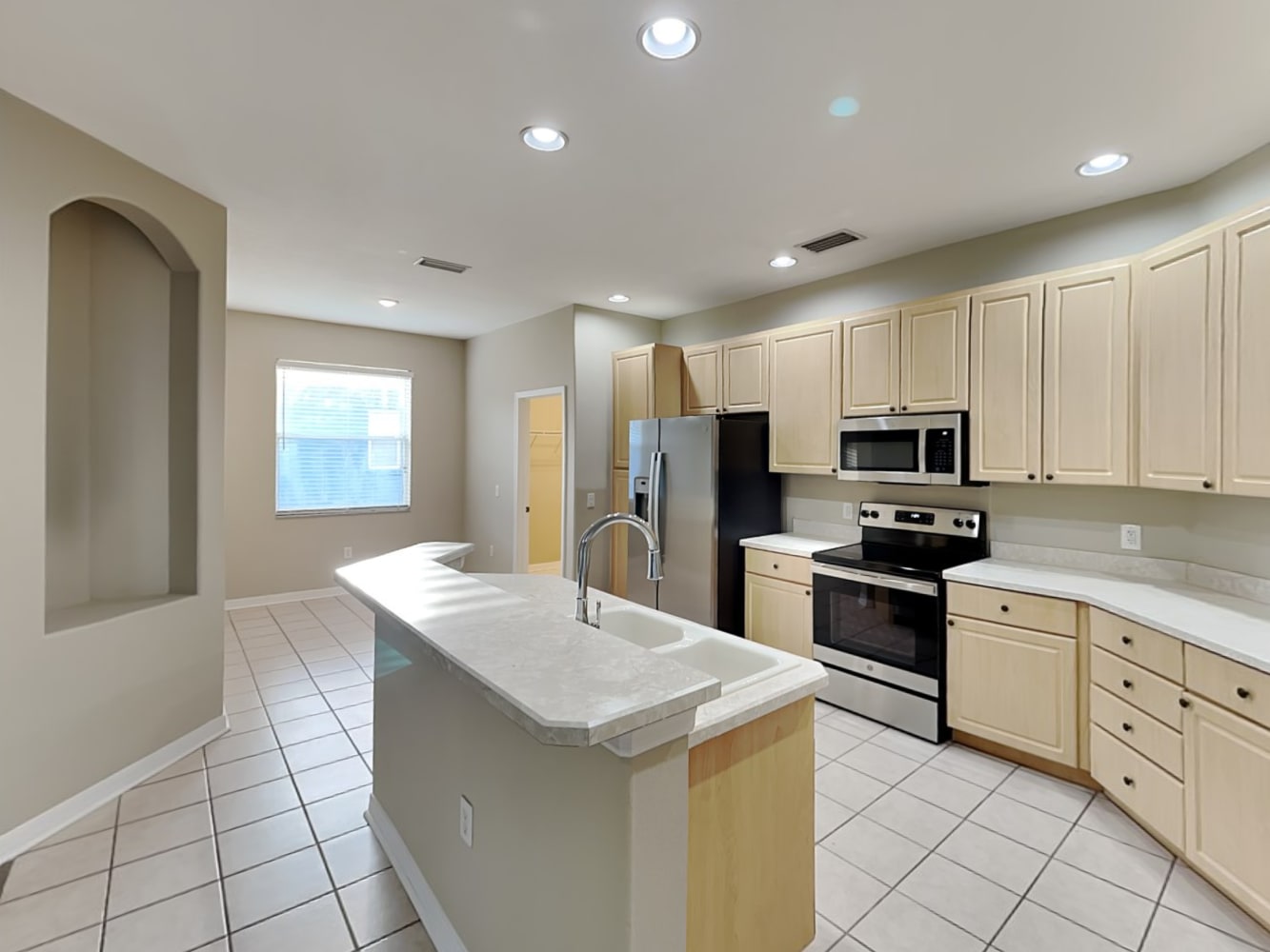 12243 23rd St E, Parrish photo 6