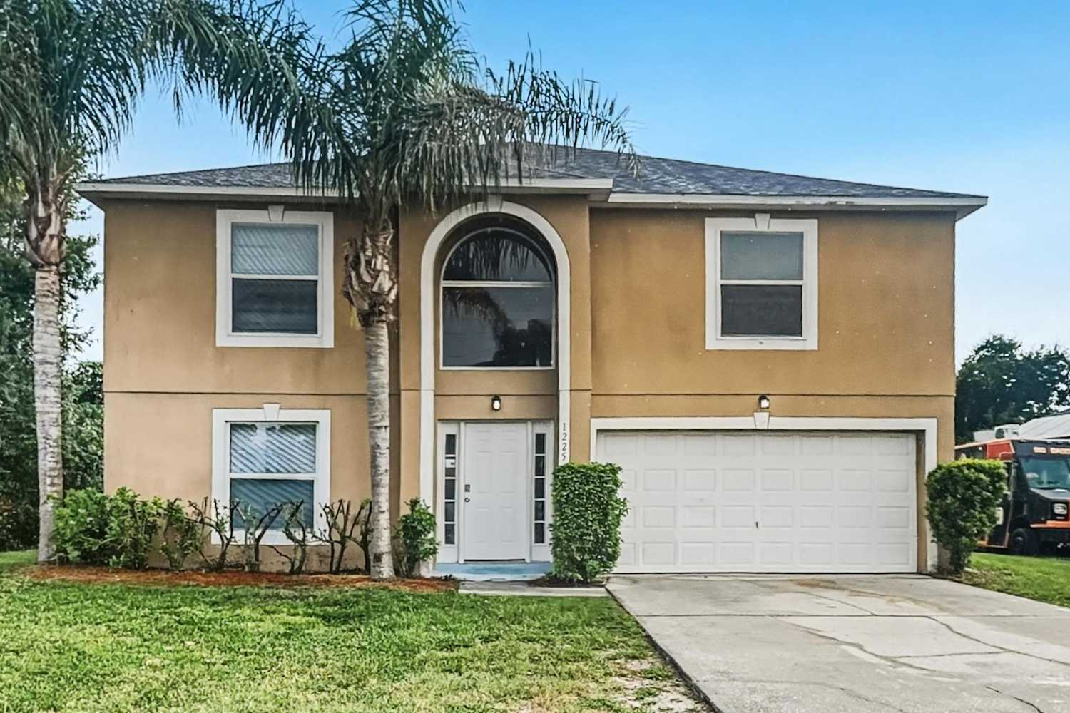 1225 Howland Blvd, Deltona photo 1