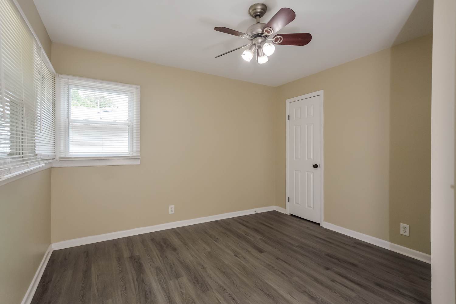 1227 S Lawler Ave, Lombard photo 12