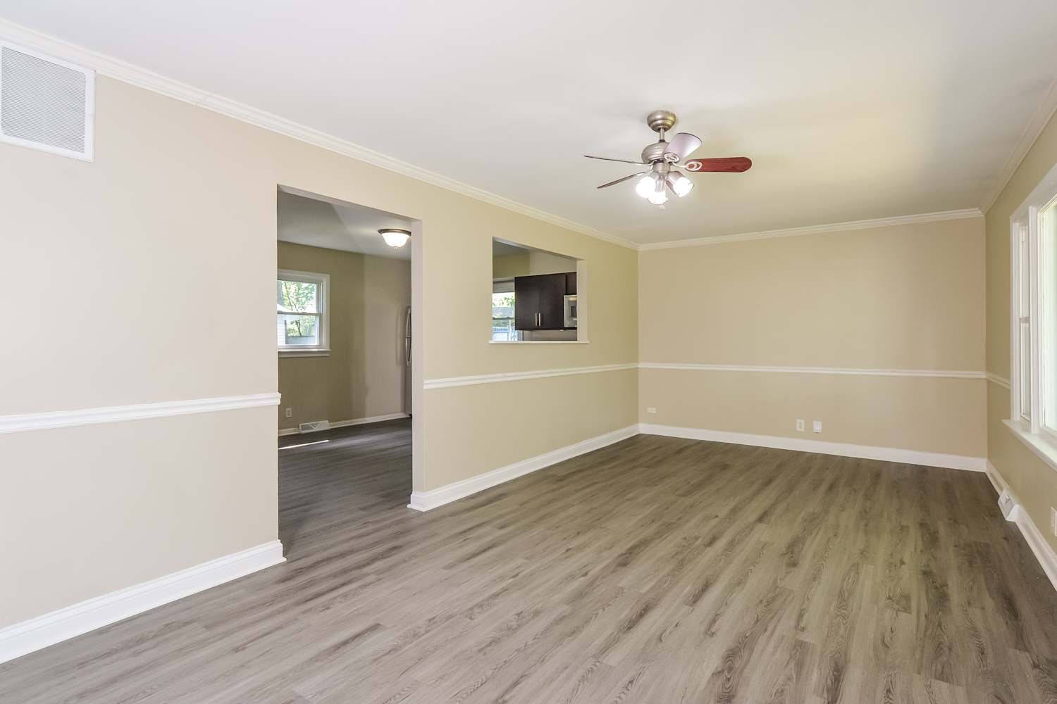 1227 S Lawler Ave, Lombard photo 6
